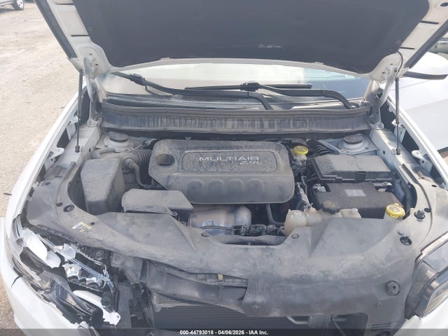 1C4PJLCB1KD145800 Jeep Cherokee Latitude Fwd