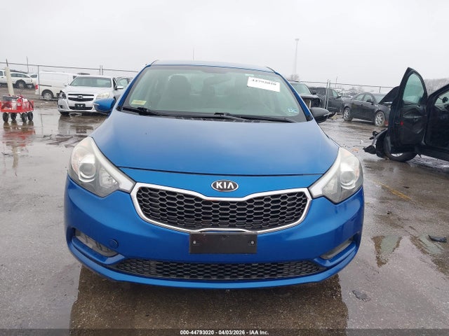 44793020 :رقم المزاد ، KNAFX4A60F5278745 vin ، 2015 Kia Forte Lx مزاد بيع