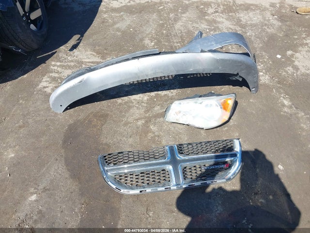 44793034 :رقم المزاد ، 2C4RDGDG4CR177883 vin ، 2012 Dodge Grand Caravan Crew مزاد بيع