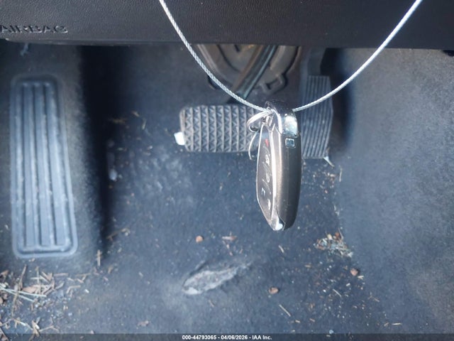 1G1ZH5SX3HF233007 Chevrolet Malibu Premier