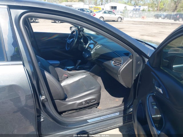 1G1ZH5SX3HF233007 Chevrolet Malibu Premier
