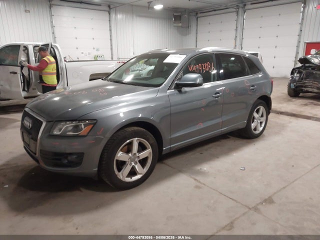 44793086 :رقم المزاد ، WA1LFAFP5CA129205 vin ، 2012 Audi Q5 2.0t Premium مزاد بيع