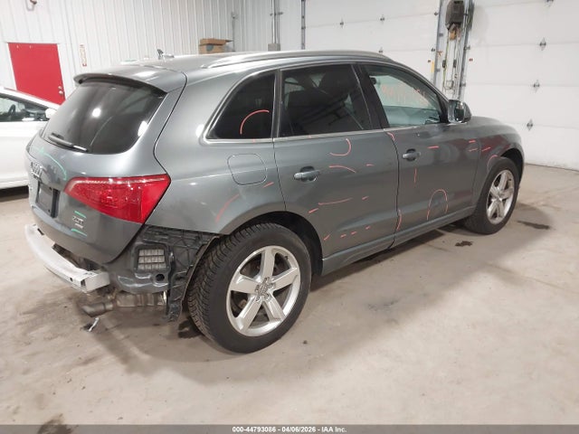 44793086 :رقم المزاد ، WA1LFAFP5CA129205 vin ، 2012 Audi Q5 2.0t Premium مزاد بيع