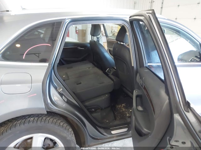 44793086 :رقم المزاد ، WA1LFAFP5CA129205 vin ، 2012 Audi Q5 2.0t Premium مزاد بيع