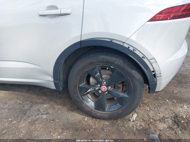 44793110 :رقم المزاد ، SADFT2GX8J1Z12794 vin ، 2018 Jaguar E-pace R-dynamic S مزاد بيع