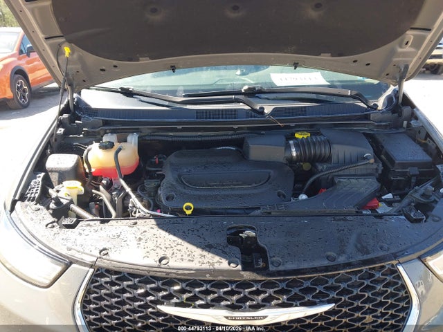 2C4RC1BG0NR152596 Chrysler Pacifica Touring L