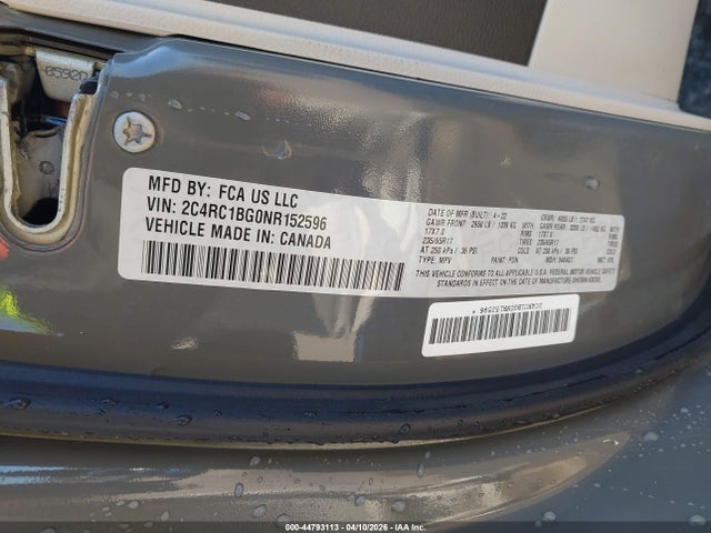 2C4RC1BG0NR152596 Chrysler Pacifica Touring L