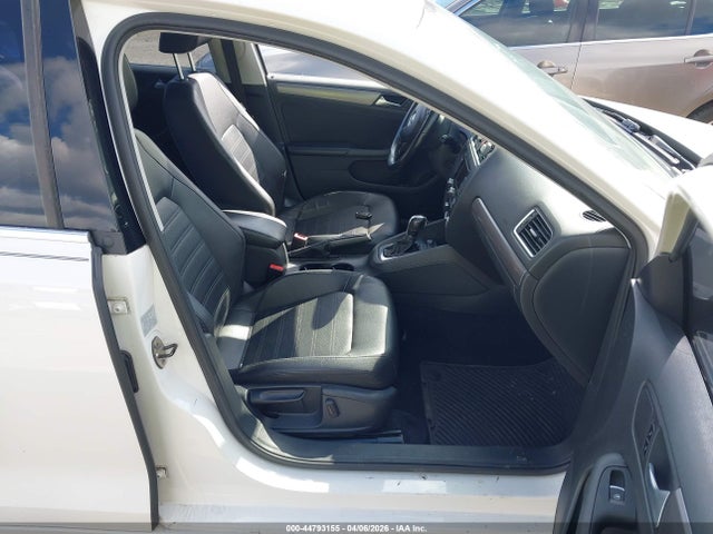 Aukcja sprzedaży 2013 Volkswagen Jetta 2.5l Sel, vin: 3VWLX7AJ9DM405136, numer aukcji: 44793155