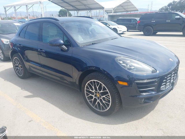 2018 PORSCHE MACAN WP1AB2A58JLB39313