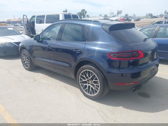 2018 PORSCHE MACAN WP1AB2A58JLB39313 Photo 2