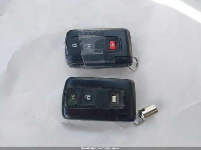 44793180 :رقم المزاد ، JTDKB20UX77548784 vin ، 2007 Toyota Prius Touring مزاد بيع