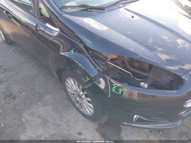 Ford Fiesta Titanium 2014 3FADP4FJ8EM232313 Image 6