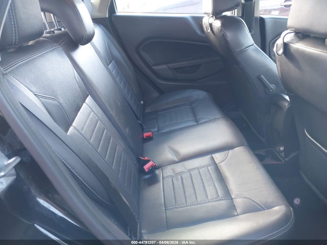 Ford Fiesta Titanium 2014 3FADP4FJ8EM232313 Image 8