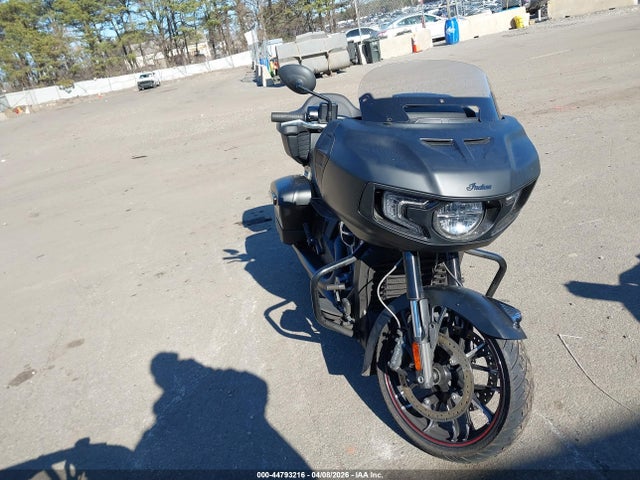 44793216 :رقم المزاد ، 56KLCDRRXM3401454 vin ، 2021 Indian Motorcycle Co. Challenger Dark Horse مزاد بيع