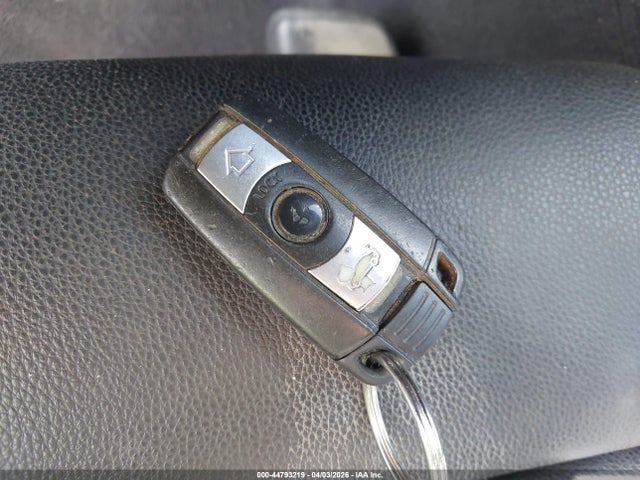 44793219 :رقم المزاد ، WBAVB17506NK34087 vin ، 2006 Bmw 325i مزاد بيع