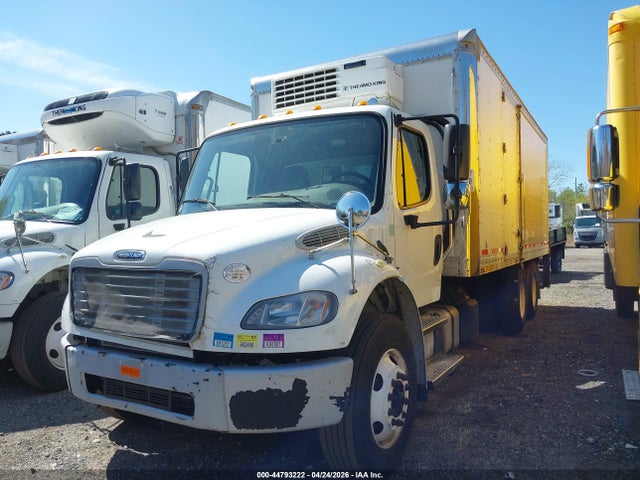 44793222 :رقم المزاد ، 1FVHCYFC8JHJP3332 vin ، 2018 Freightliner M2 106 مزاد بيع