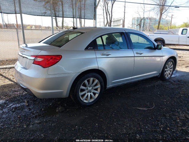 Продаж на аукціоні авто 2011 Chrysler 200 Touring, vin: 1C3BC1FG3BN584222, номер лоту: 44793249