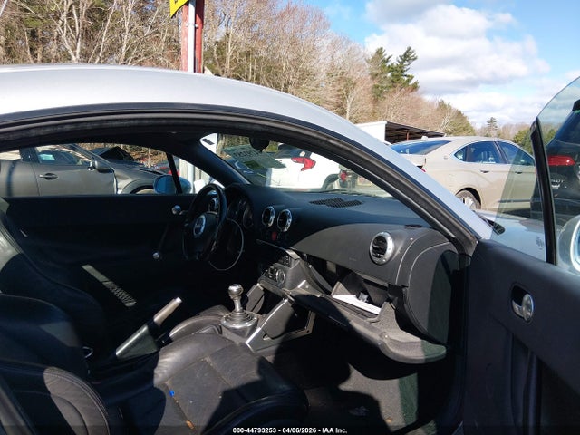 44793253 :رقم المزاد ، TRUSC28N711004382 vin ، 2001 Audi Tt مزاد بيع