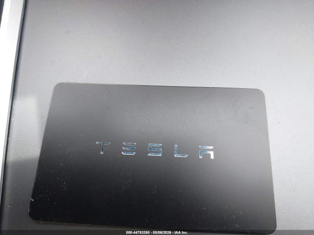 44793260 :رقم المزاد ، 7SAYGDEEXPF845978 vin ، 2023 Tesla Model Y مزاد بيع