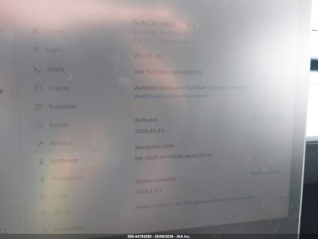 44793260 :رقم المزاد ، 7SAYGDEEXPF845978 vin ، 2023 Tesla Model Y مزاد بيع