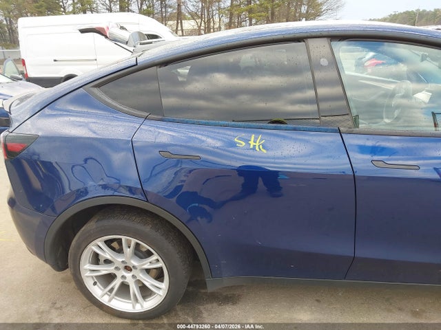 44793260 :رقم المزاد ، 7SAYGDEEXPF845978 vin ، 2023 Tesla Model Y مزاد بيع