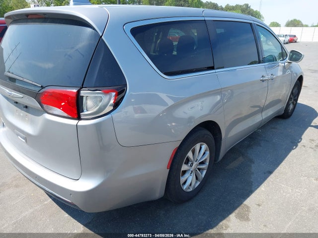 Продажа на аукционе авто 2018 Chrysler Pacifica Touring Plus, vin: 2C4RC1FG6JR194484, номер лота: 44793273