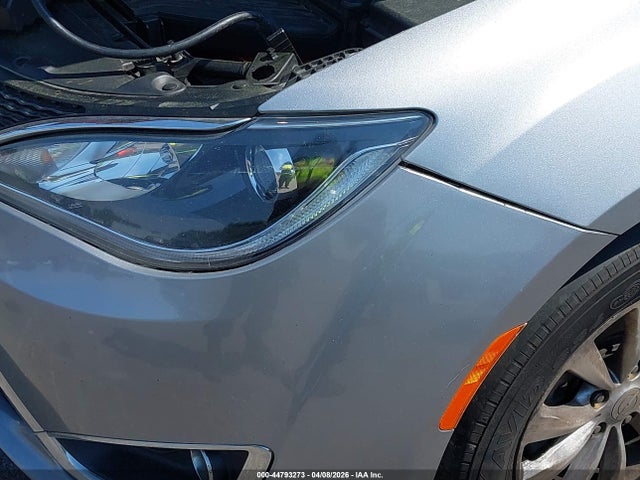 Продажа на аукционе авто 2018 Chrysler Pacifica Touring Plus, vin: 2C4RC1FG6JR194484, номер лота: 44793273