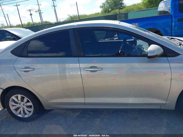 3KPC24A35KE083636 Hyundai ACCENT SE