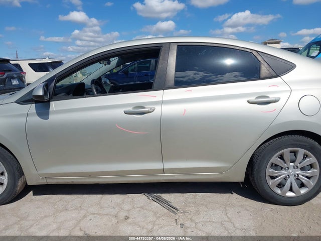 3KPC24A35KE083636 Hyundai ACCENT SE