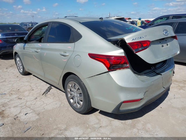 3KPC24A35KE083636 Hyundai ACCENT SE