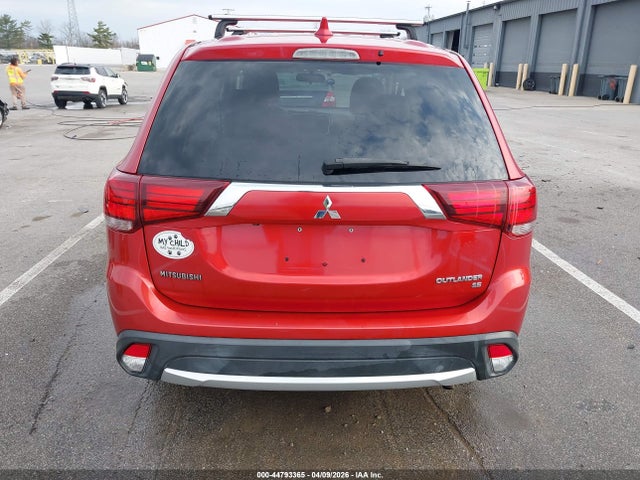Mitsubishi Outlander Se 2018 JA4AD3A33JZ060834 Image 16