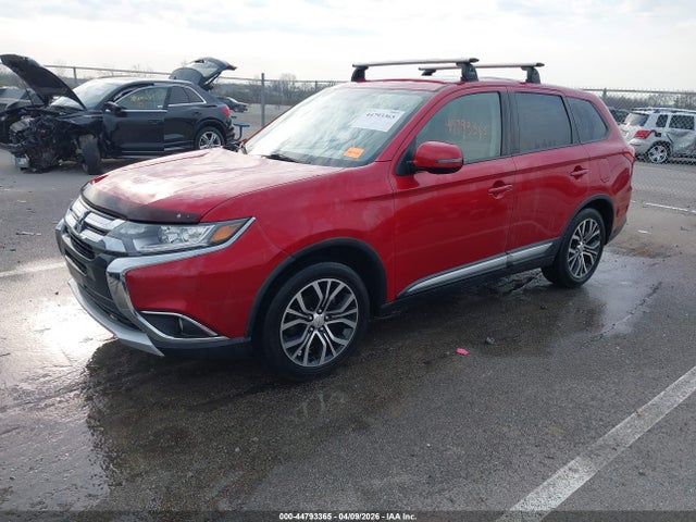 Mitsubishi Outlander Se 2018 JA4AD3A33JZ060834 Image 2