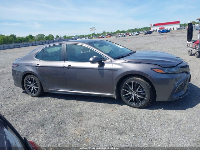 Auction sale of the 2022 Toyota Camry Se, vin: 4T1G11AK1NU649562, lot number: 44793366