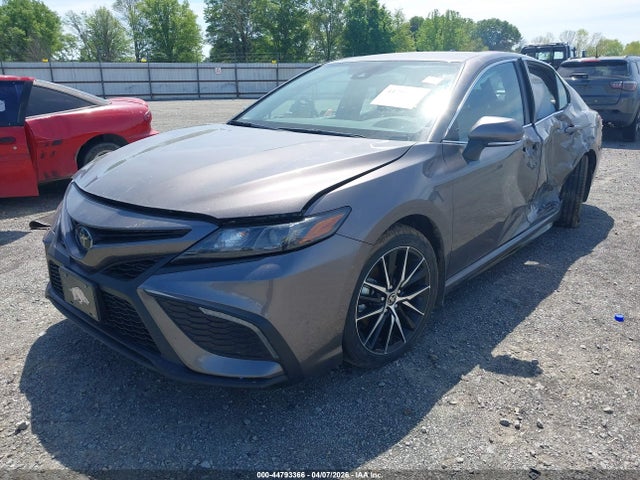 Auction sale of the 2022 Toyota Camry Se, vin: 4T1G11AK1NU649562, lot number: 44793366