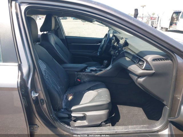 Auction sale of the 2022 Toyota Camry Se, vin: 4T1G11AK1NU649562, lot number: 44793366