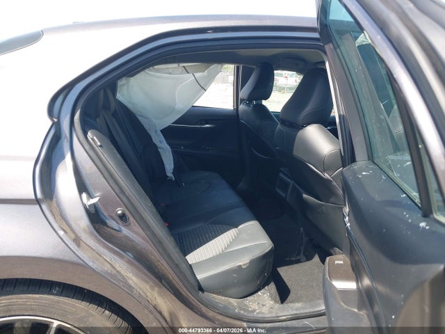 Auction sale of the 2022 Toyota Camry Se, vin: 4T1G11AK1NU649562, lot number: 44793366