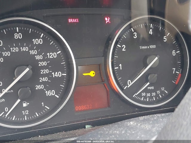 2013 BMW X1 WBAVL1C56DVR90104 Photo 6