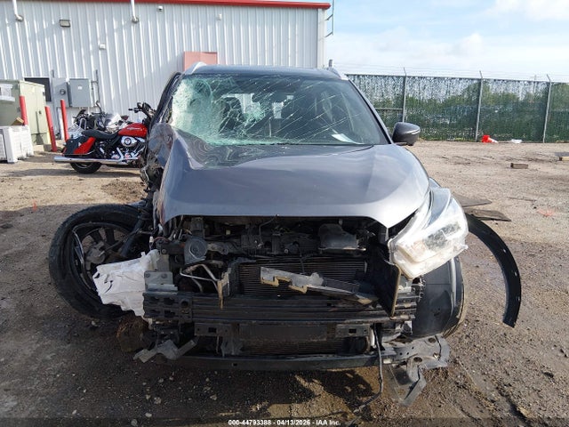 Nissan KICKS SR 2019 3N1CP5CU6KL538828 Image 12