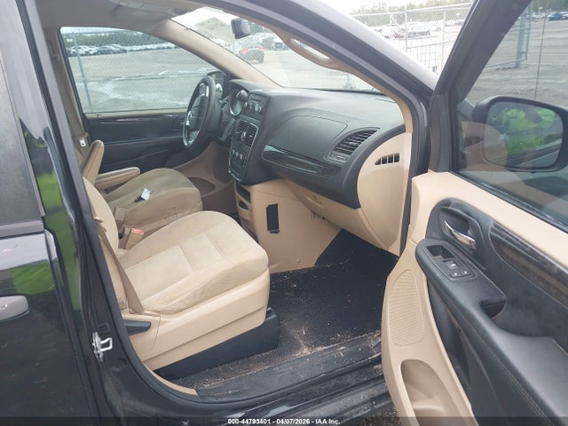 44793401 :رقم المزاد ، 2C4RDGBG1ER450901 vin ، 2014 Dodge Grand Caravan American Value Pkg مزاد بيع