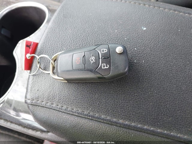 44793481 :رقم المزاد ، 3FA6P0HD7FR167273 vin ، 2015 Ford Fusion Se مزاد بيع