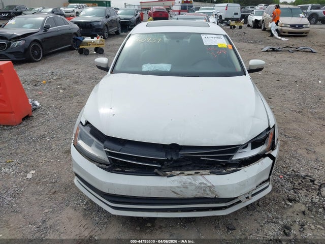 2017 Volkswagen Jetta 1.4t Se მანქანა იყიდება აუქციონზე, vin: 3VWB67AJ6HM277071, აუქციონის ნომერი: 44793500
