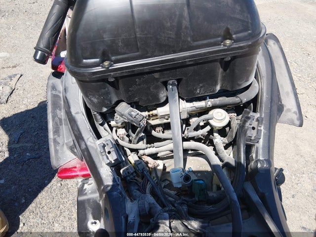 44793539 :رقم المزاد ، JYARJ06E67A036069 vin ، 2007 Yamaha Yzfr6 S مزاد بيع