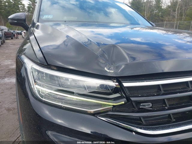 Aukcja sprzedaży 2022 Volkswagen Tiguan 2.0t Se R-line Black, vin: 3VV8B7AX3NM054125, numer aukcji: 44793556