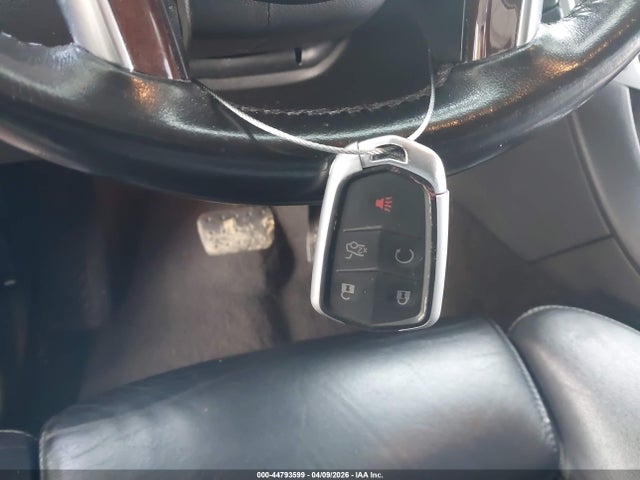 Продаж на аукціоні авто 2015 Cadillac Srx Luxury Collection, vin: 3GYFNBE3XFS641713, номер лоту: 44793599