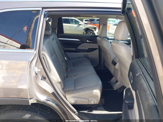5TDJKRFH7GS306328 Toyota Highlander Xle V6