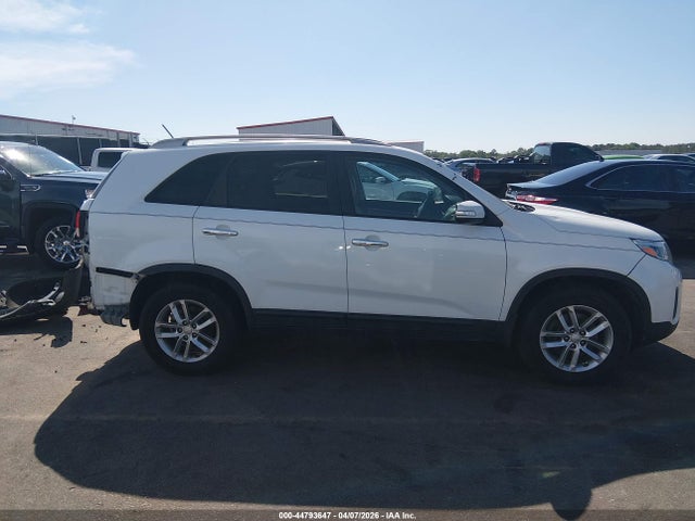 44793647 :رقم المزاد ، 5XYKT4A78FG612761 vin ، 2015 Kia Sorento Lx V6 مزاد بيع