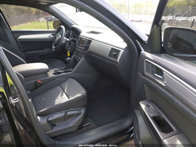 Продажа на аукционе авто 2020 Volkswagen Atlas Cross Sport 2.0t S, vin: 1V2GC2CAXLC204568, номер лота: 44793652