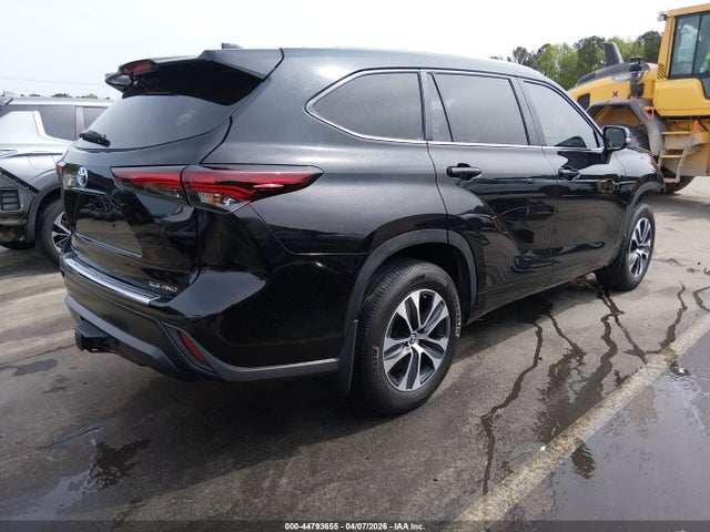 44793655 :رقم المزاد ، 5TDKDRBH7RS562587 vin ، 2024 Toyota Highlander Xle مزاد بيع