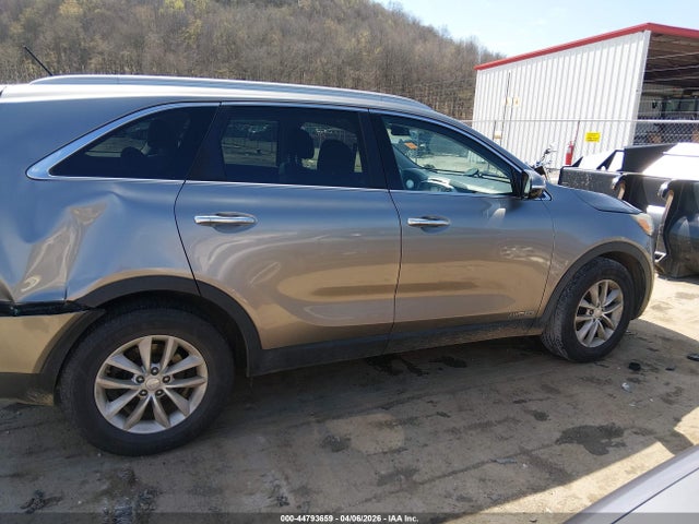 Aukcja sprzedaży 2017 Kia Sorento 3.3l Lx, vin: 5XYPGDA54HG328846, numer aukcji: 44793659