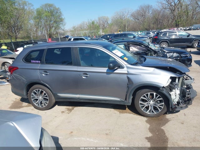 Продаж на аукціоні авто 2018 Mitsubishi Outlander Es, vin: JA4AD2A30JJ002804, номер лоту: 44793670